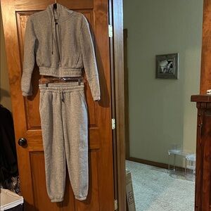 Free Haven Gray Women's Tracksuit Set Sz M
